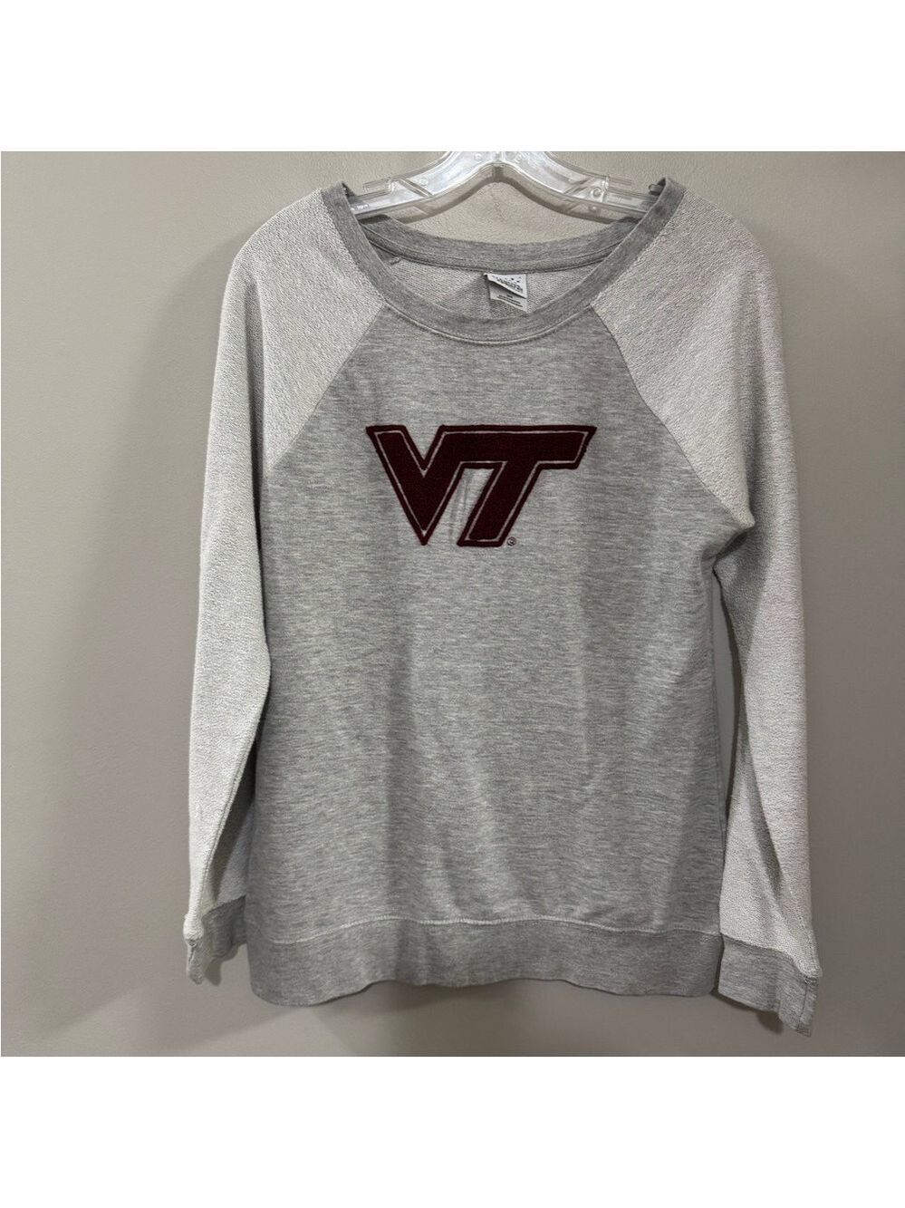 Women's Creative Apparel Virginia Tech Hokies VT Sweatshirt. Size M